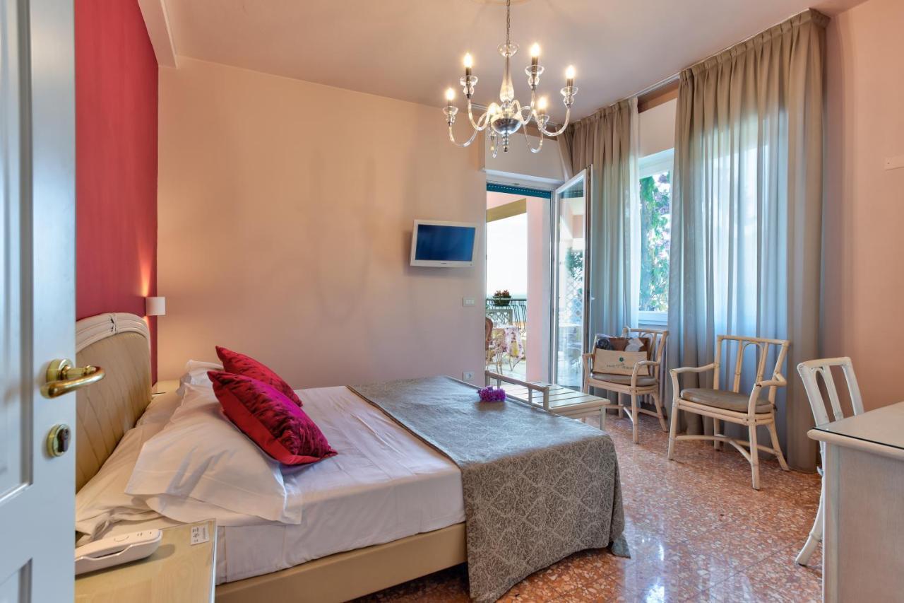 Hotel Villa Europa Gargnano Buitenkant foto